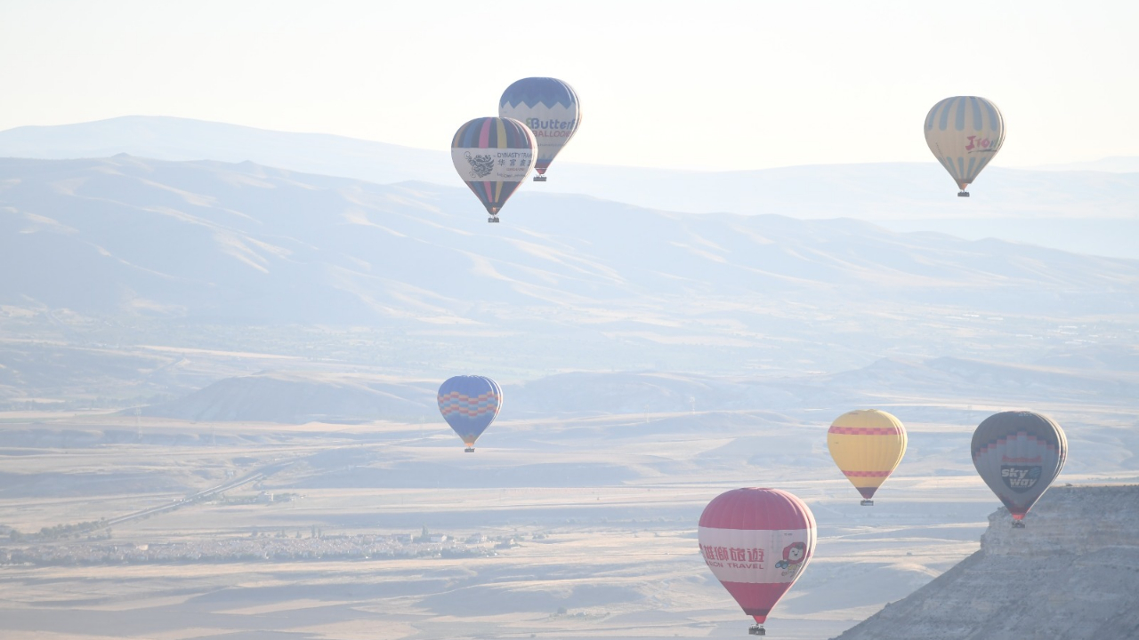 -10 AYDA TOPLAM 660 BİN YOLCU SICAK HAVA BALONLARIYLA UÇTU