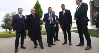Bakan Yardımcısı Pakdil, EXPO 2023 Sergi Alanı’nda incelemelerde bulundu