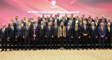 Başkan Güngör, AK Parti Yerel Yönetimler Başkanlığı İstişare Toplantısı’na Katıldı