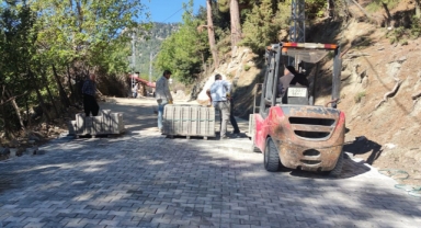 Büyükşehir’den Andırın Kırsalında Ulaşım Hamlesi