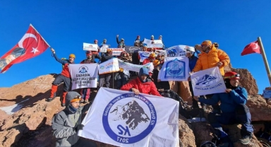 Kahramanmaraş dağcılarından Erciyes Dağı’na özel tırmanış