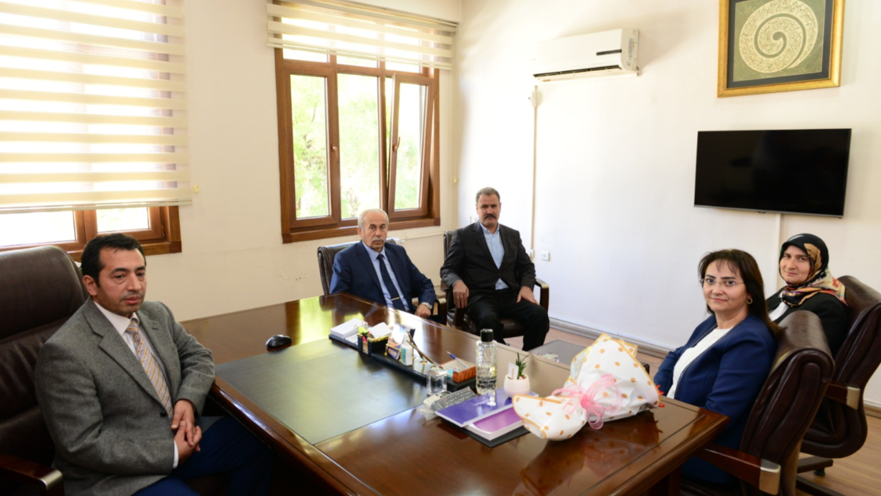 Kahramanmaraş Sağlık Hizmetleri Meslek Yüksekokulu Müdürlüğüne Prof. Dr. Hüsnü Aksakal Atandı