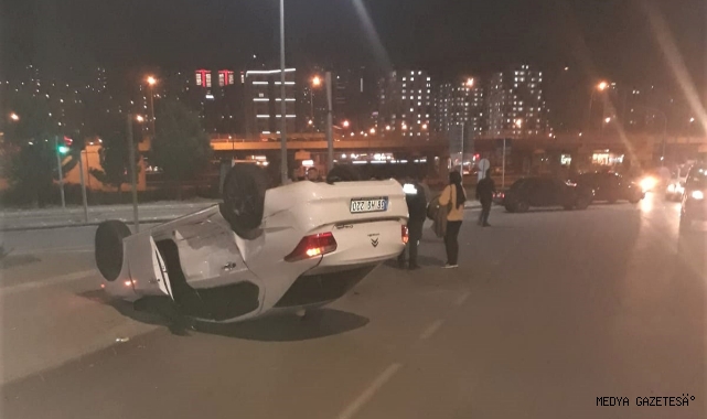 Kahramanmaraş’ta iki otomobil çarpıştı: 3 yaralı