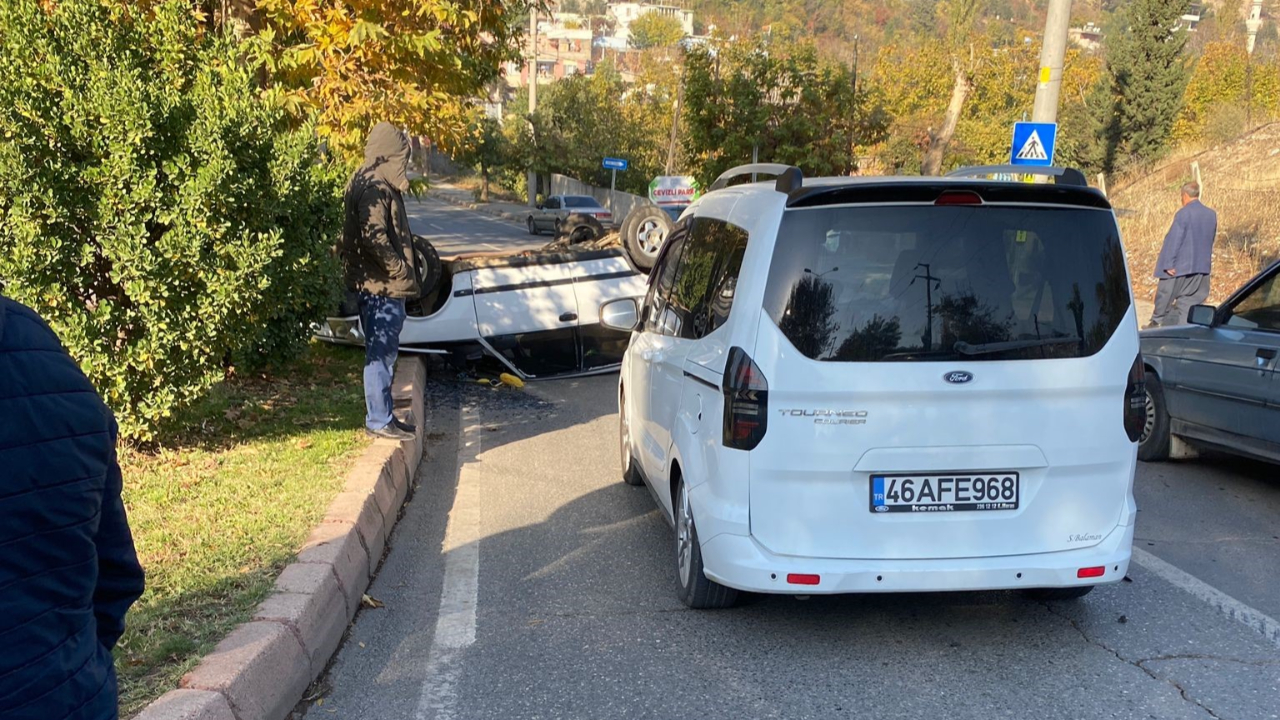 Kahramanmaraş’ta otomobil takla attı