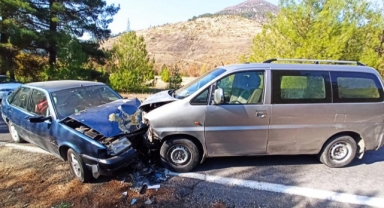-Kahramanmaraş’ta trafik kazası: 5 yaralı