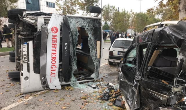 Kahramanmaraş'ta zincirleme kaza: 4 ağır 10 yaralı