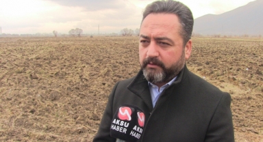 Kendi ektiği buğday sayesinde ekmeği 1 TL’ye satıyor