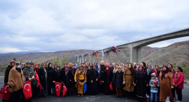 - LAF DEĞİL, ESER ÜRETİYORUZ