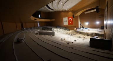 Mehmet Akif Ersoy Kültür Merkezi Yenileniyor