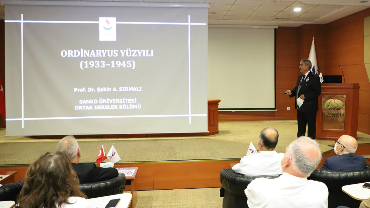 -SANKO ÜNİVERSİTESİ’NDE 10 KASIM ATATÜRK’Ü ANMA PROGRAMI