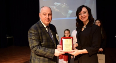 10 ARALIK DÜNYA İNSAN HAKLARI GÜNÜ KAPSAMINDA KONFERANS