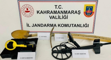 Afşin’de kaçak kazı yapan 3 kişi yakalandı