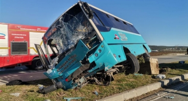-Kahramanmaraş’ta halk otobüsü devrildi: 1’i ağır 10 yaralı