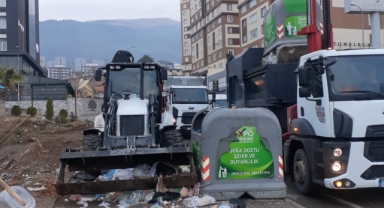 Onikişubat Belediyesi’nin temizlik hamlesiyle mahalle ve sokaklar pırıl pırıl