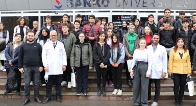 -ÜNİVERSİTE ADAYLARINDAN SANKO ÜNİVERSİTESİ’NE ZİYARET