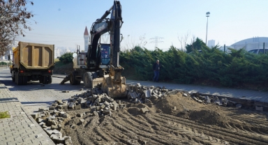 Büyükşehir Üniversite Hastanesi’nin Yolunu Yeniliyor