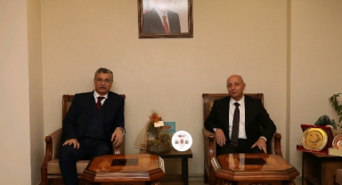 GÜVENÇ’TEN REKTÖR BAKAN’A “HAYIRLI OLSUN” ZİYARETİ