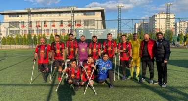 Kahramanmaraş Ampute ilk yarıyı lider kapattı