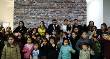 Sahne Maraş Ekinözü’nde Minikler İçin Sahne Aldı
