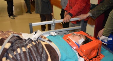 17 Yaşındaki Aleyna Ölmez Depremin 11. Gününde Enkazdan Sağ Kurtarıldı