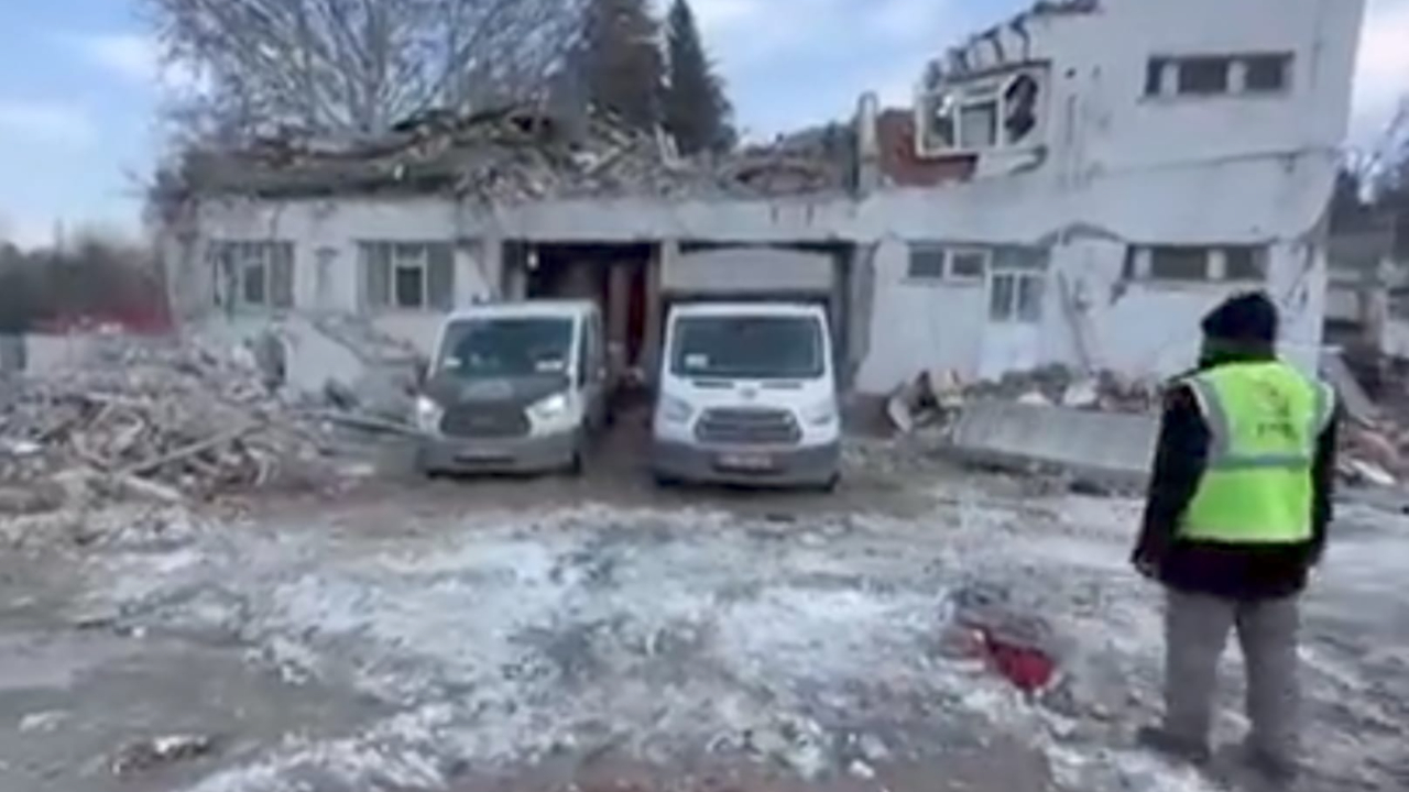 Belediye binasının yıkımıyla ilgili açıklama