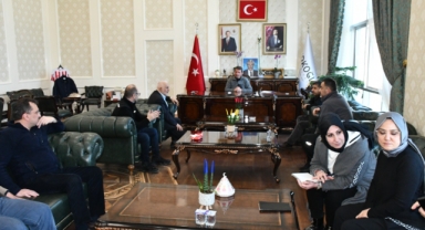 Düzce ve Kocasinan Belediyesi; 'Türkoğlu’nun Yaralarını sarmaya geldik'