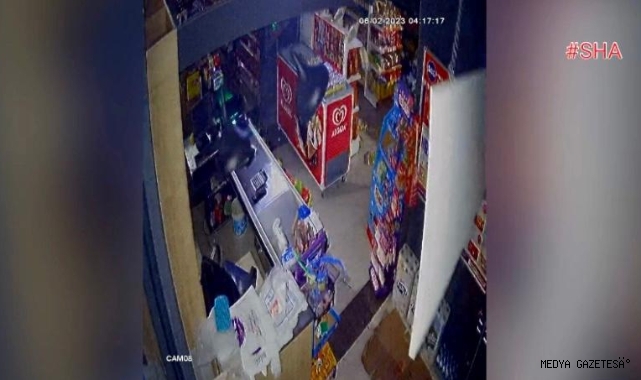 Kahramanmaraş'ta deprem anı kameralara yansıdı