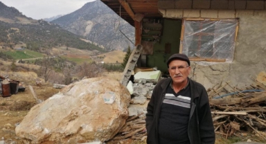 -Kahramanmaraş’ta dev kayalar köyün üzerine düştü