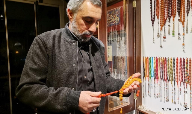 -Kahramanmaraş’ta iş yerini sanat galerisine çevirdi