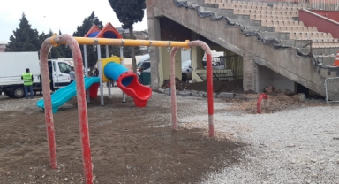 Konteyner ve Çadır Kentlere Çocuklar İçin Oyun Grupları