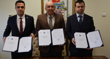 KSÜ, Kahramanmaraş İl Sanayi ve Teknoloji Müdürlüğü ile Elbistan İlçe Milli Eğitim Müdürlüğü Arasında İş Birliği Protokolü İmzalandı