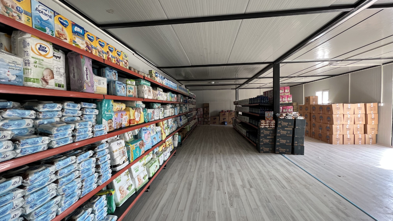 Sosyal Marketler Depremzedelerin Hizmetinde