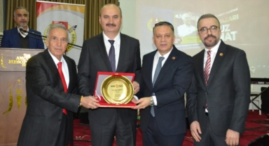 'Yılın Başarılı Gazetecileri'
