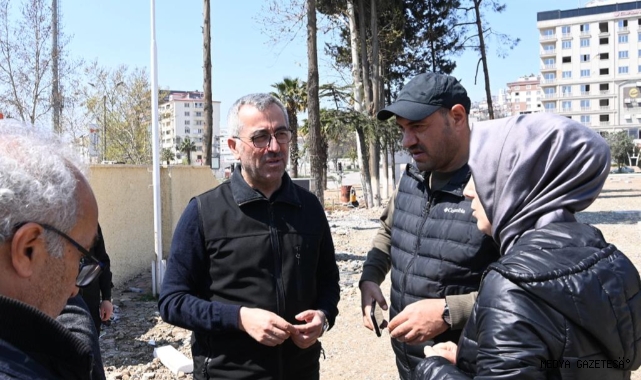Başkan Güngör; “24 Konteyner Çarşı Esnafa Teslim Edildi”