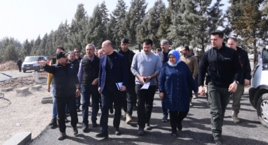 Başkan Güngör, Bakan Soylu ile Konteyner Kentte İncelemelerde Bulundu