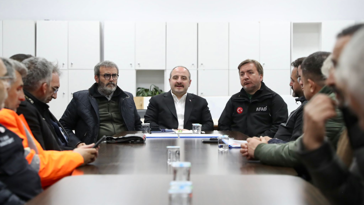 Başkan Gürbüz: Esnafımız mağdur olmayacak, bin adet çelik profil işyeri kuruyoruz!