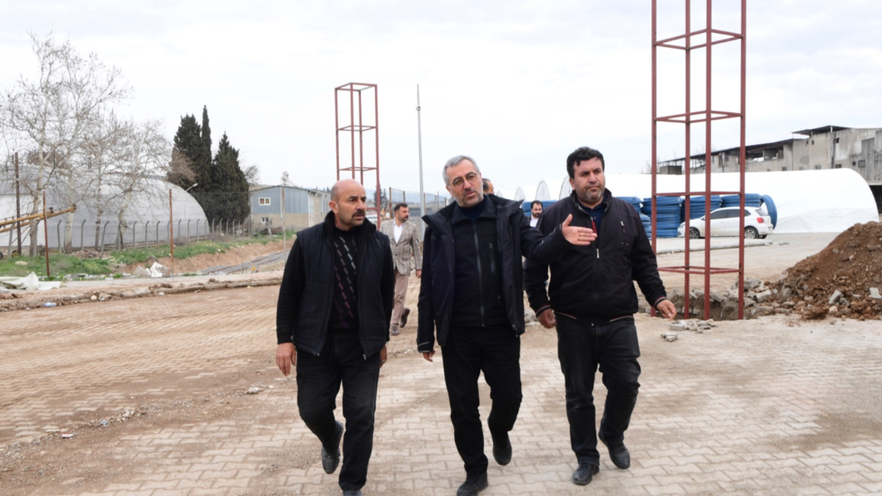 Başkan Hayrettin Güngör; “Hal ve Toptancı Esnafı İçin Geçici Alanlar Oluşturuluyor”