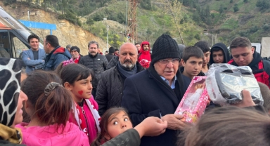 Başkan Mahçiçek; Depremin yaralarını sarmak için seferber olmuş durumdayız