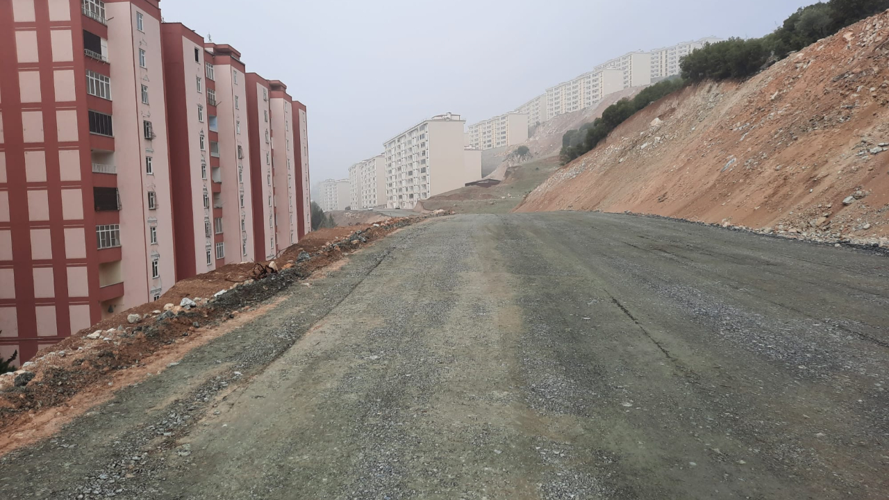 BAŞKAN OKAY, VATANDAŞLARIMIZIN HAYATINI KOLAYLAŞTIRMA ADINA YOĞUN ÇALIŞMA YAPIYORUZ
