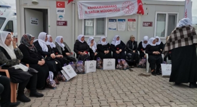 Başkan Sayan Kahramanmaraş’ta, depremzede kadınların Dünya Kadınlar Günü'nü kutladı