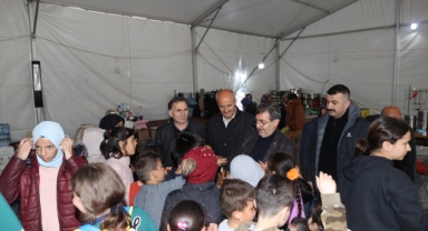 DULKADİROĞLU’NUN DÖRT BİR YANINDA İFTAR ÇADIRLARI KURULUYOR