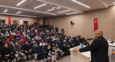 Onikişubat Belediyesi, deprem şehitlerini duygu dolu Mevlid-i Şerif programıyla yad etti