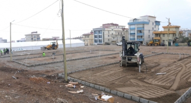 Prefabrik Çarşı’da Altyapı Tamamlanıyor