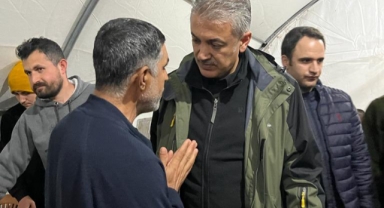 Türkoğlu Koordinatör Valisi Tuncay Akkoyun İftarda Vatandaşlarımızın Sofrasına Misafir Olmaya Devam Ediyor.