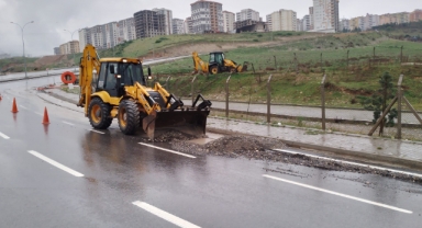 Yağışın Arterlerde Bıraktığı İzler Siliniyor