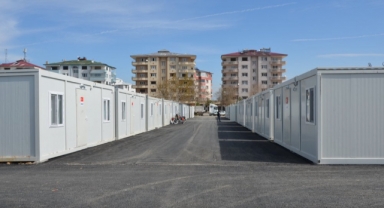Afşin Belediyesi Tarafından Konteyner Kentin Asfalt Çalışması Yapılıyor