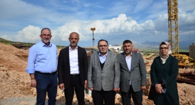 Afşin'de TOKİ konutları yükseliyor