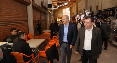 BAŞKAN OKAY, KAPALI ÇARŞI ESNAFINI ZİYARET ETTİ