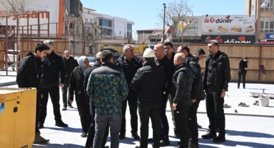 “Esnafa Yeni Geçici Çarşılar Yapılıyor”
