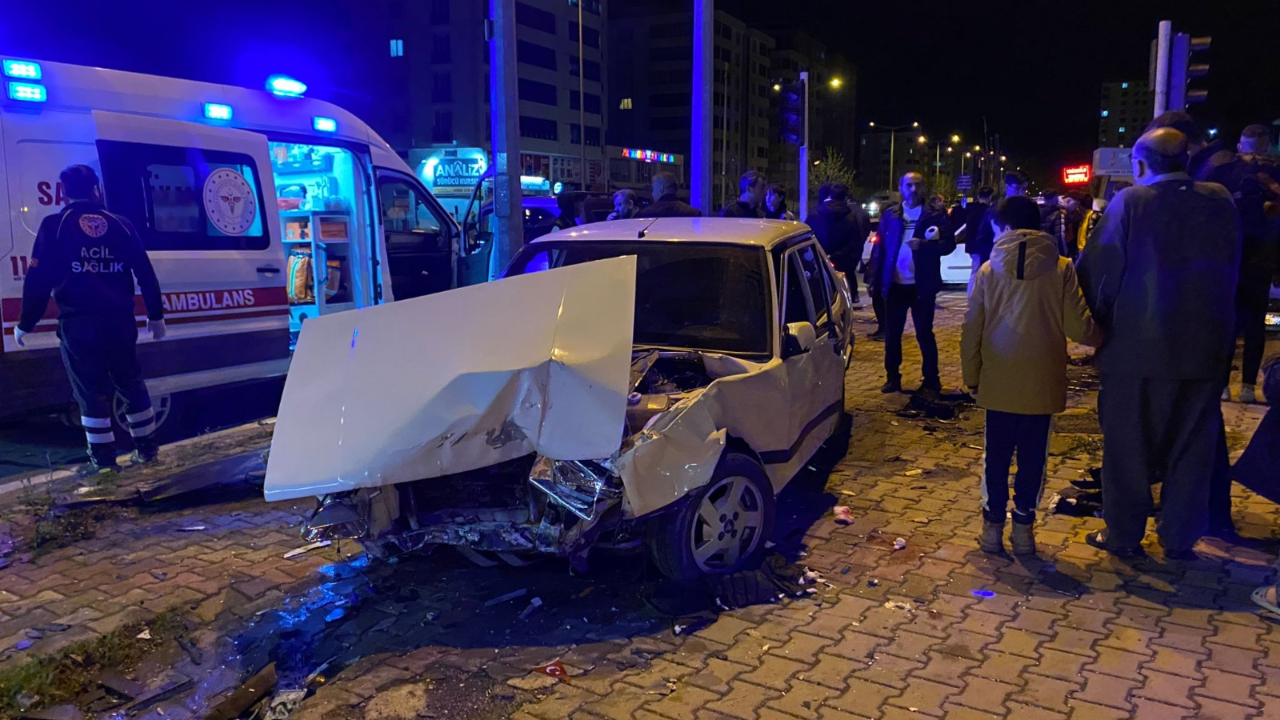 Kahramanmaraş’ta zincirleme kaza: 4 yaralı